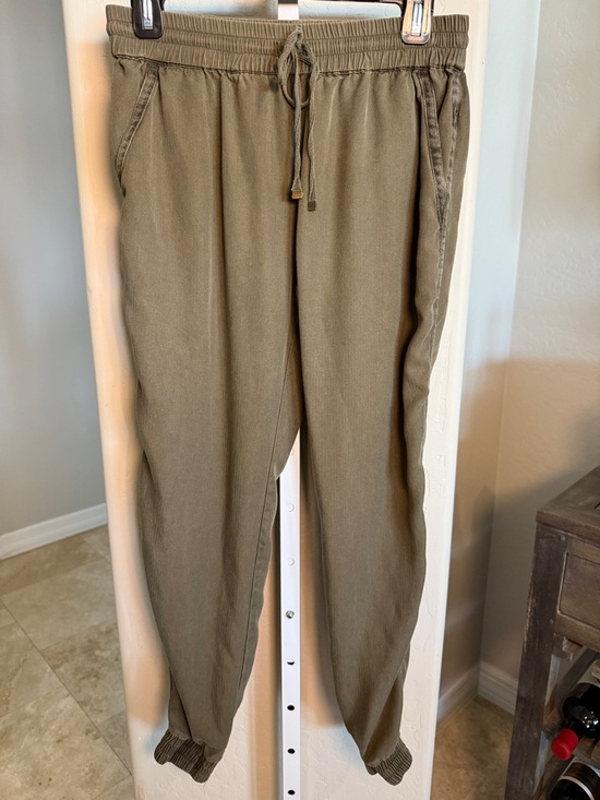 The Unbranded Brand Pants - TENCIL Olive Green Drawstring Jogger Pants WITH POCKETS AND 2” waistband